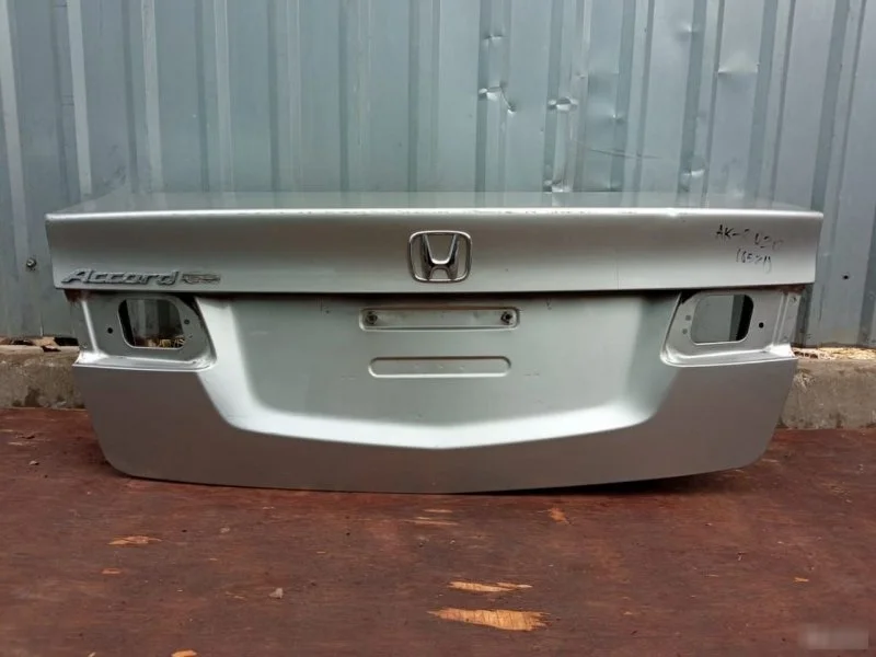 Крышка багажника Honda Accord 8 2008-2012