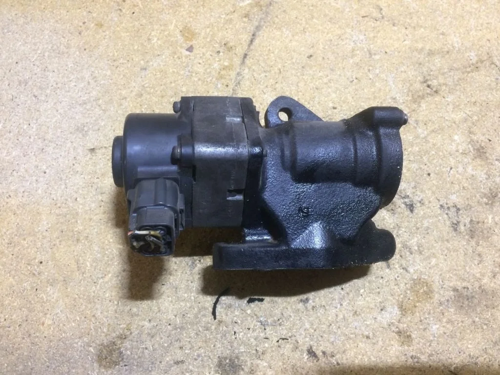 Клапан EGR Nissan Pathfinder, Navara