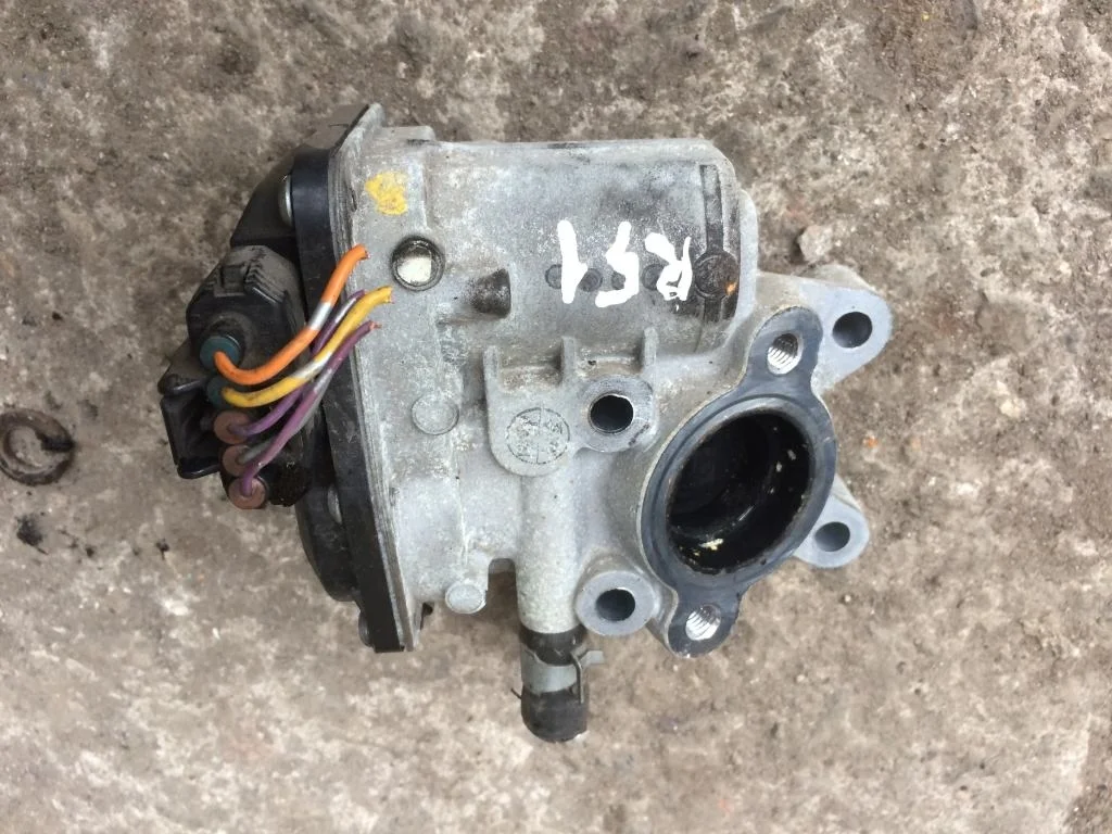 Клапан EGR Nissan Pathfinder, Navara