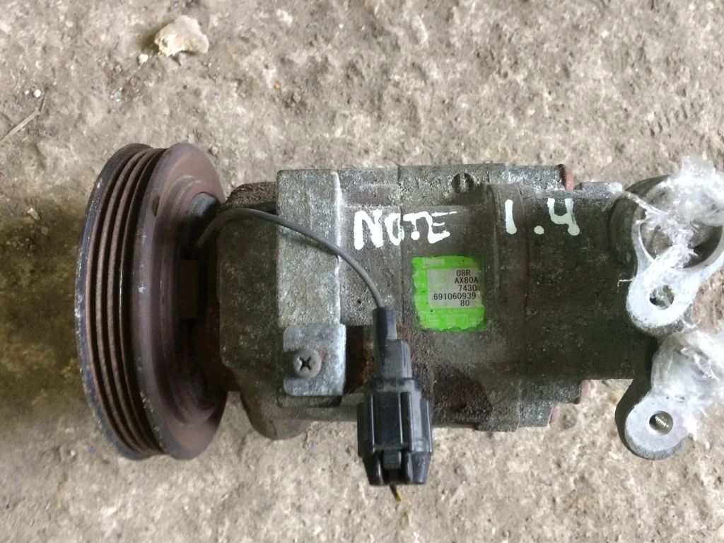 Компрессор кондиционера Nissan Note E11 Ноте 1.4