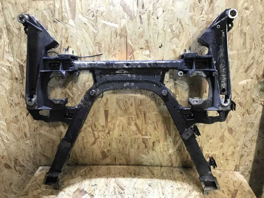 Подрамник передний (балка) BMW E65