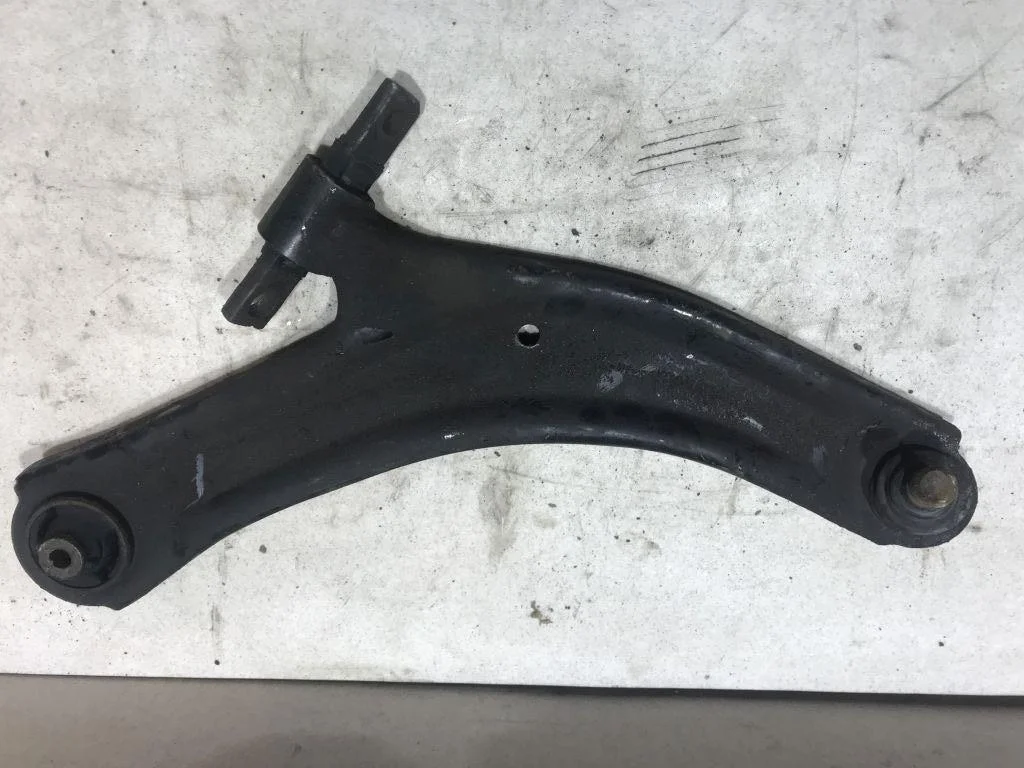 Рычаг передний правый Nissan Qashqai J10 кашкай