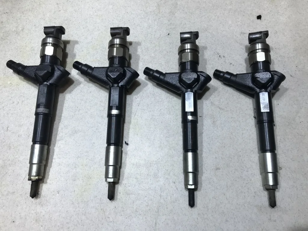 Форсунка топливная Nissan YD25 16600EC00A