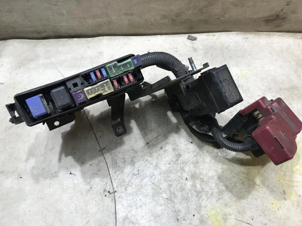 Блок предохранителей Nissan 24382AX001