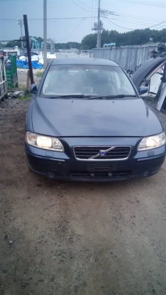 Продажа Volvo S60 2.4 (140Hp) (B5244S) FWD AT по запчастям