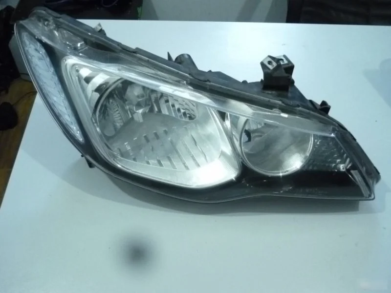 Фара галоген Honda Civic 8 2006-2008 4D