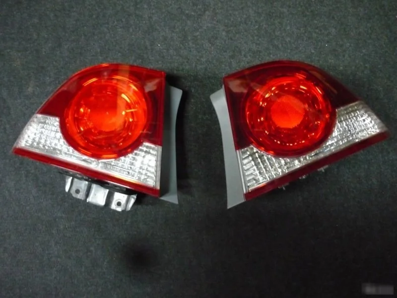 Фонарь Honda Civic 8 2006-2008 FD1 4D