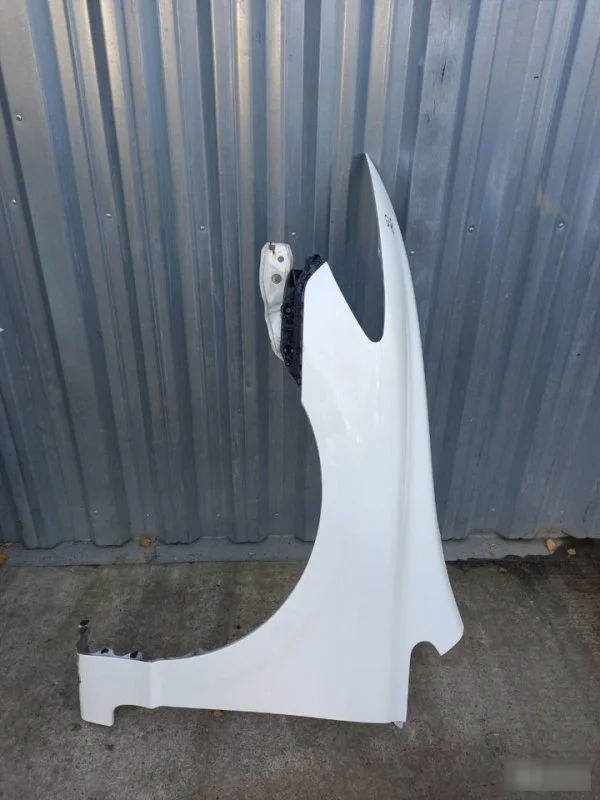 Крыло Honda Civic 8 2009-2011 4D