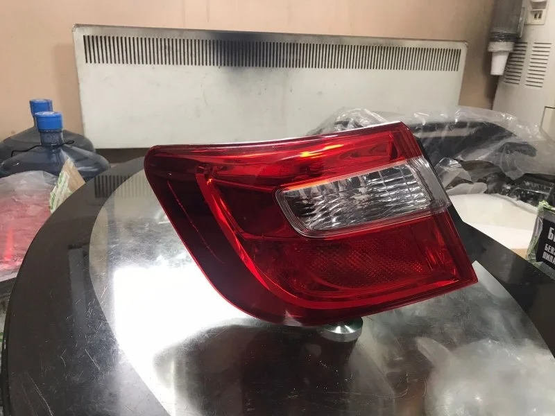 Фонарь Toyota Camry 2011-2014 50