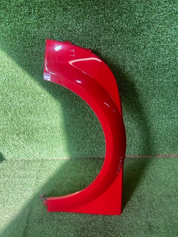 Крыло Audi TT 8N