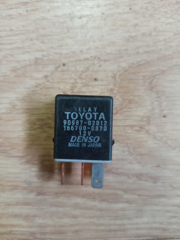 Реле Toyota RAV4 2003 ACA20