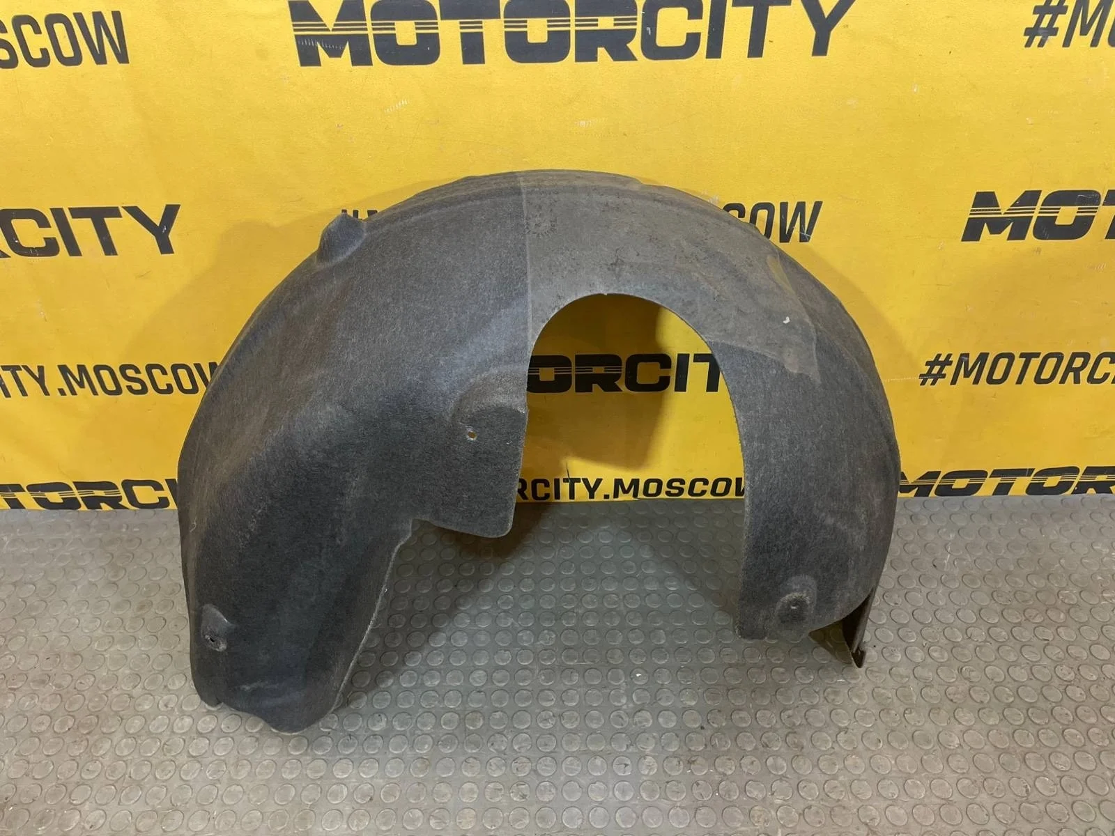 Подкрылок BMW 523i 2011 F10