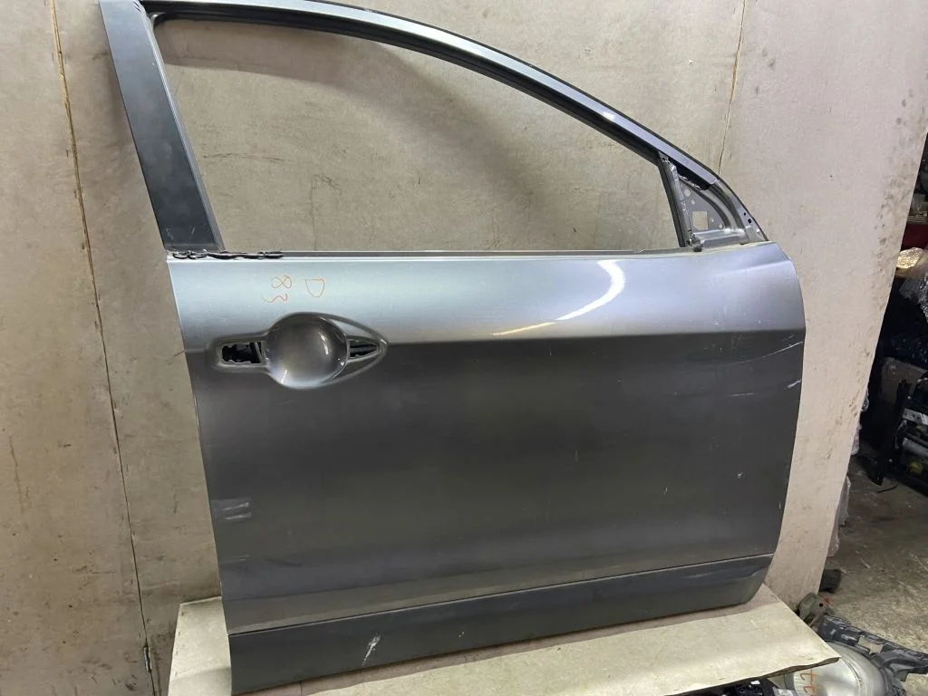 Дверь передняя правая Nissan Qashqai J11 Кашкай