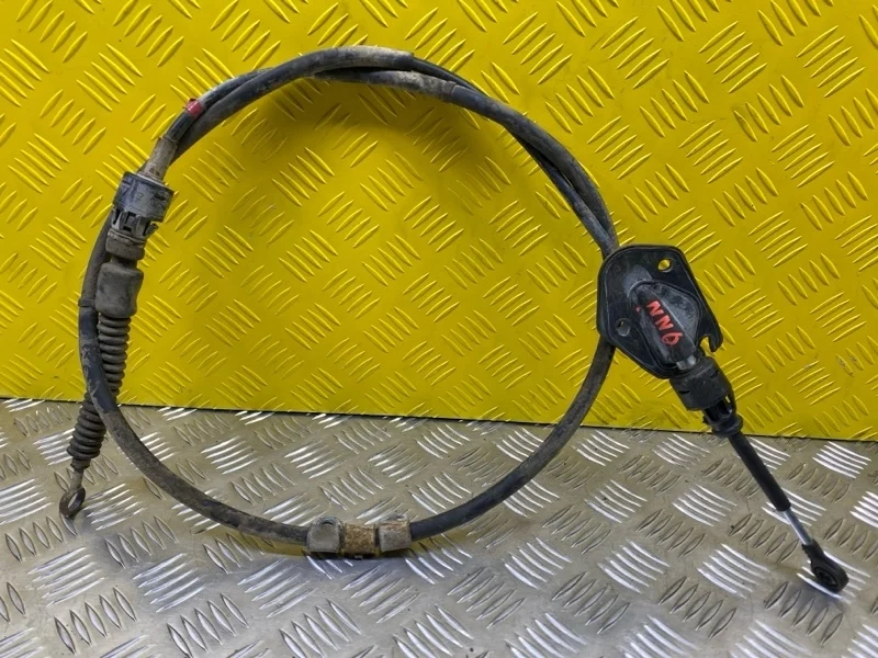 Трос кулисы кпп Nissan Navara (D40) 2004-2015 2008