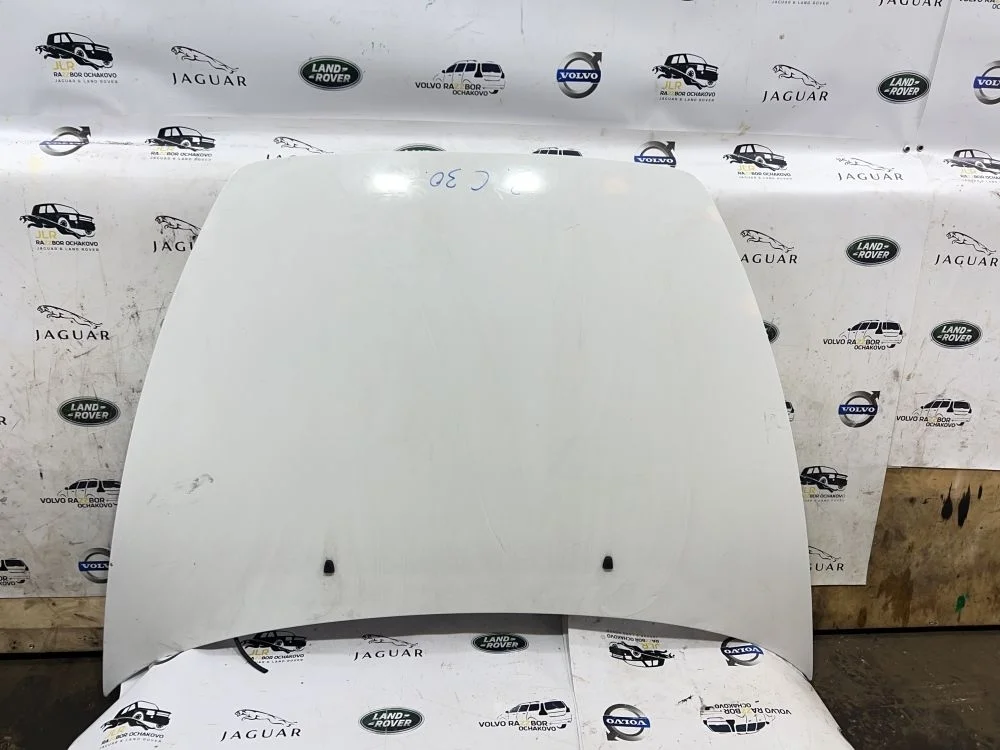 Капот Volvo S40 V50 C30 C70 белый S40 II (2004—2007)