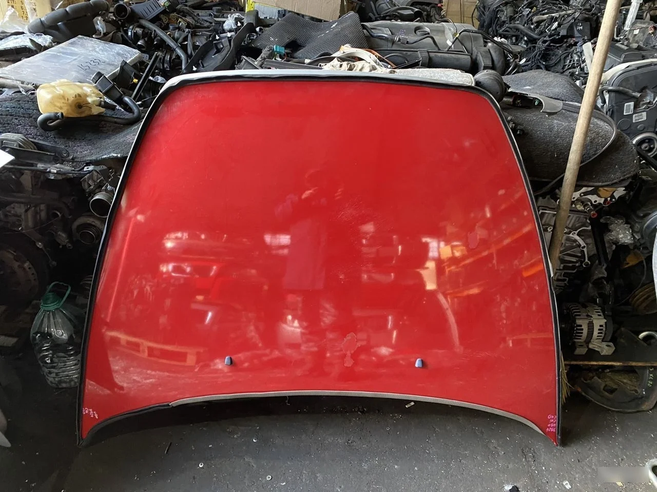 Капот Volvo S40 II C30 I V50 I C70 II C30 I рестайлинг (2010—2013)