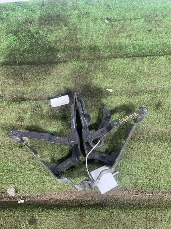 Петля капота Subaru Legacy 2008 BP5