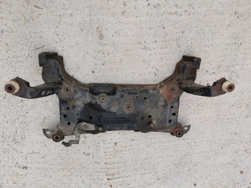 Подрамник передней подвески (двигателя) FORD KUGA 2