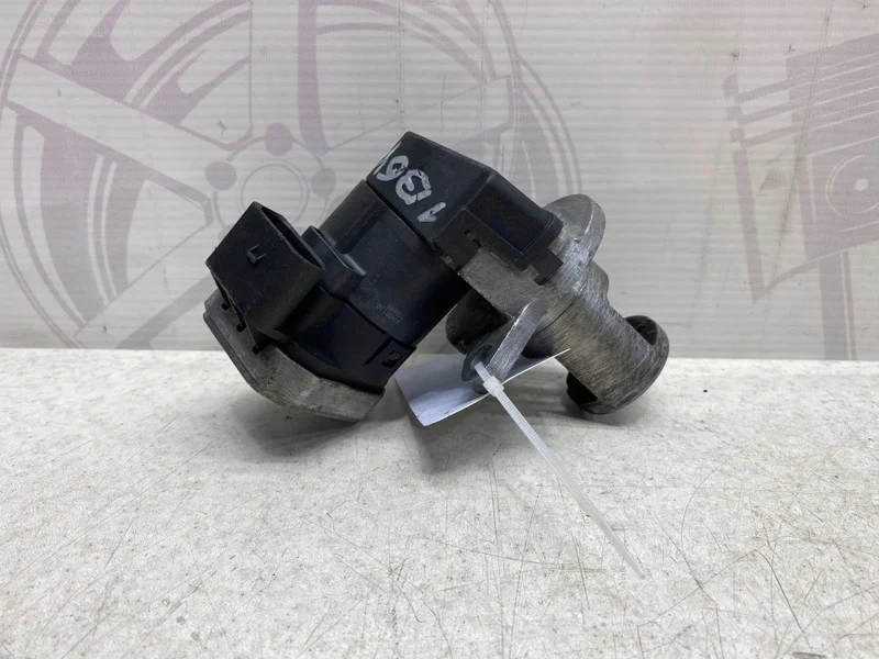 Клапан egr Mercedes W204