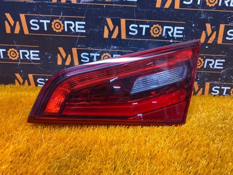 Фонарь крышки багажника Audi A3 2013 8V