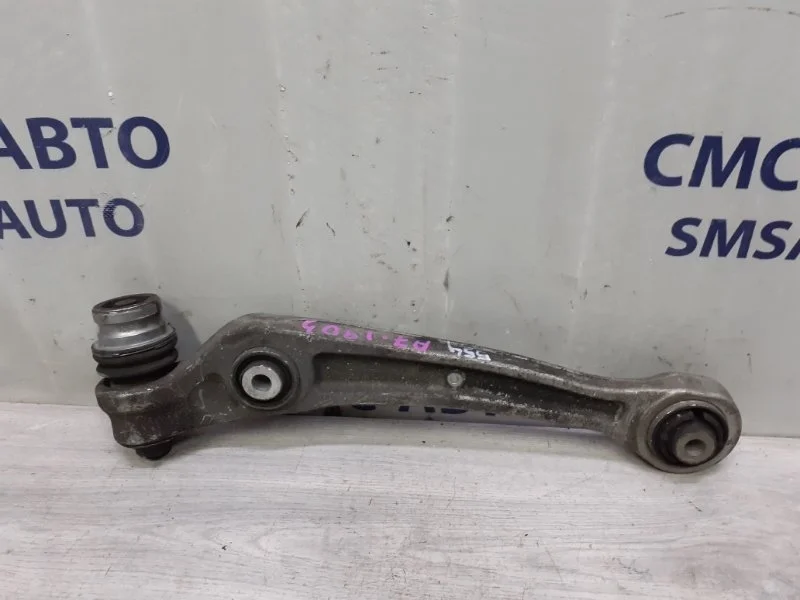 Рычаг нижний Audi A7 8K0407151F C7 3.0 CRE, передний левый