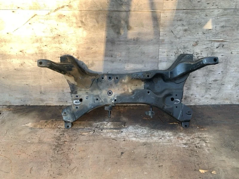 Подрамник Mitsubishi Outlander 1 2003-2007