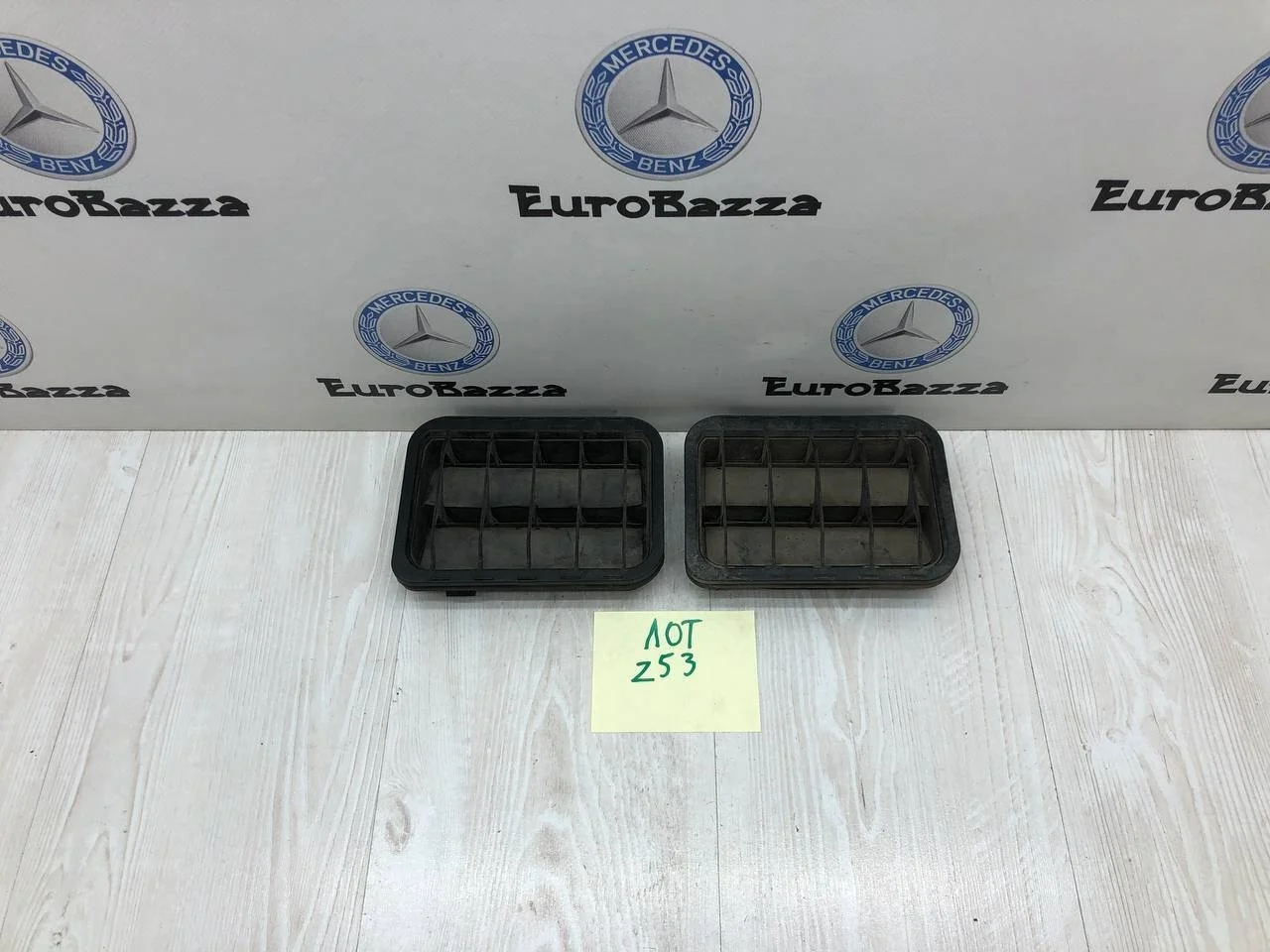Клапан вентиляции кузова Mercedes W203