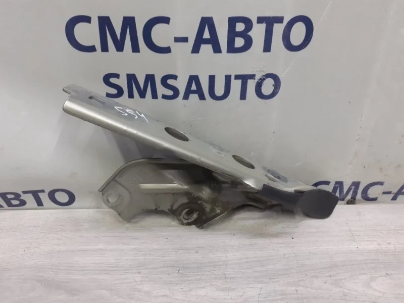 Петля капота Audi A7 4G8823302E C7 3.0 CRE, правая