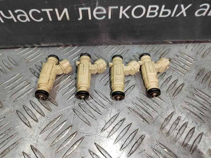 Форсунка топливная Kia Ceed 2011 3531023600 ED УНИВЕРСАЛ G4GC