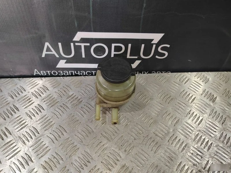 Бачок гур Toyota Camry 2006-2011 4436033040 XV40 2.4