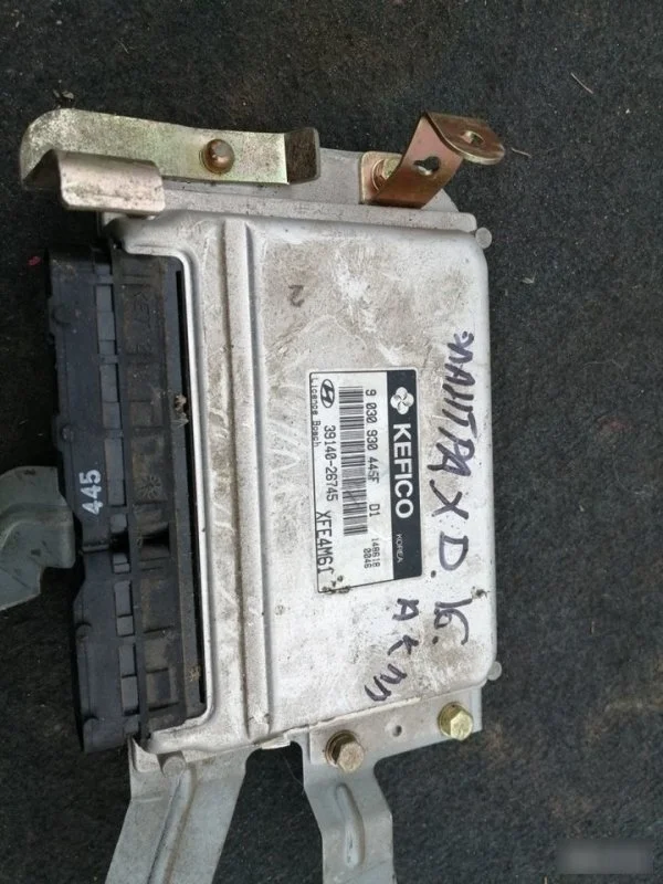 Блок управления двигателем Hyundai Elantra 3914026745 XD