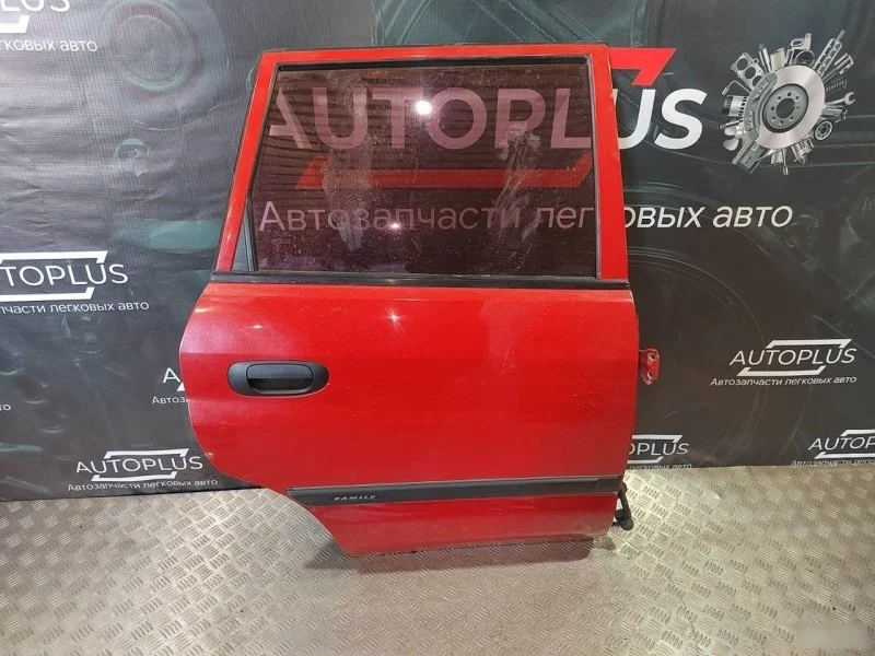 Дверь Mitsubishi Space Star MR954412 1.6, задняя правая