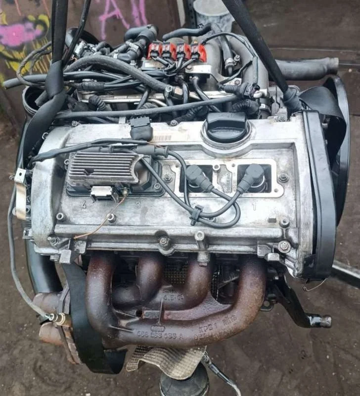 Двигатель Audi A4 1994-2001 050103021 B5 ADR