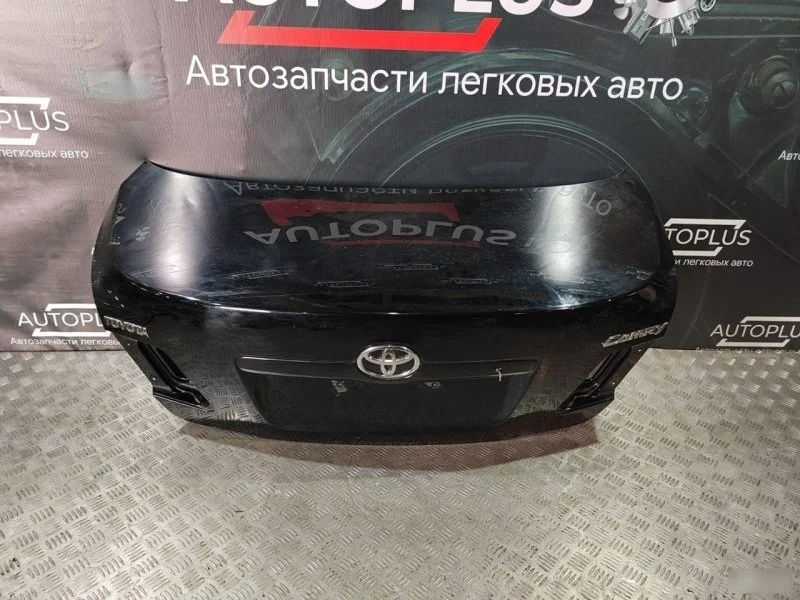 Крышка багажника Toyota Camry 2006-2011 6440106280 XV40 2.4
