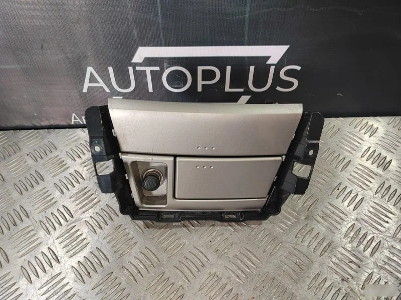 Пепельница Toyota Camry 2006-2011 5540633100 XV40 2.4