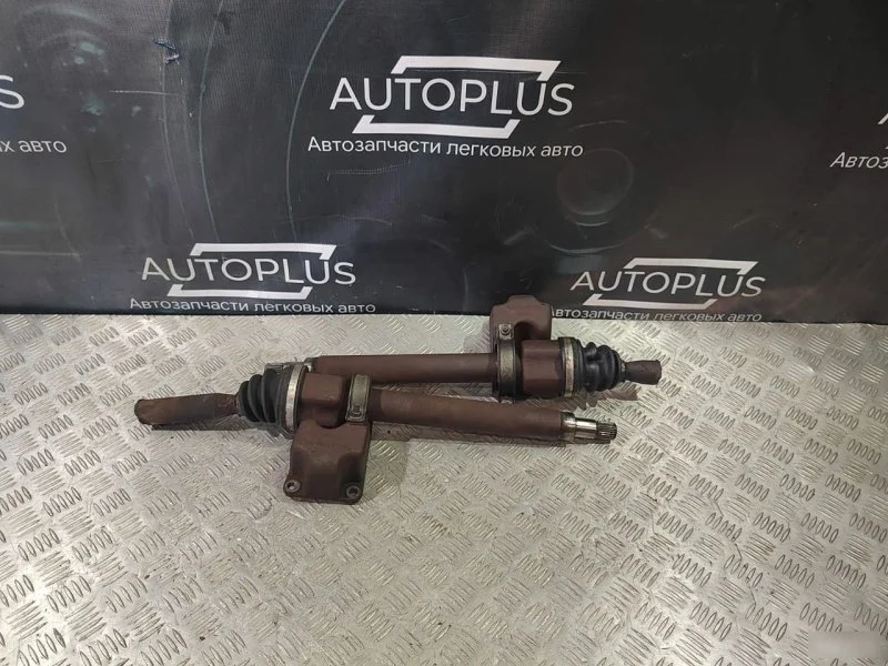 Промежуточный вал Ford Focus 2 2004-2011 1552936