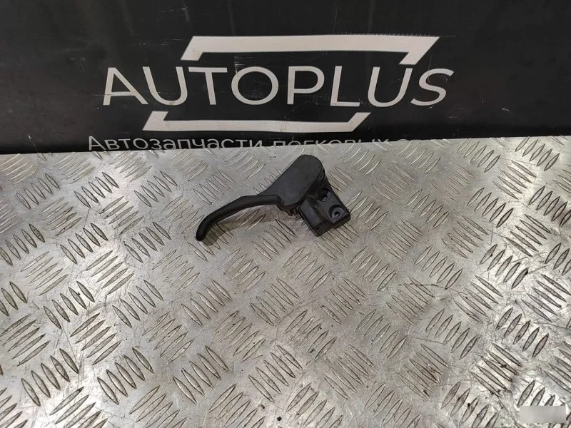 Ручка открывания капота Volkswagen Passat B5+ 3B182353301C 1.8