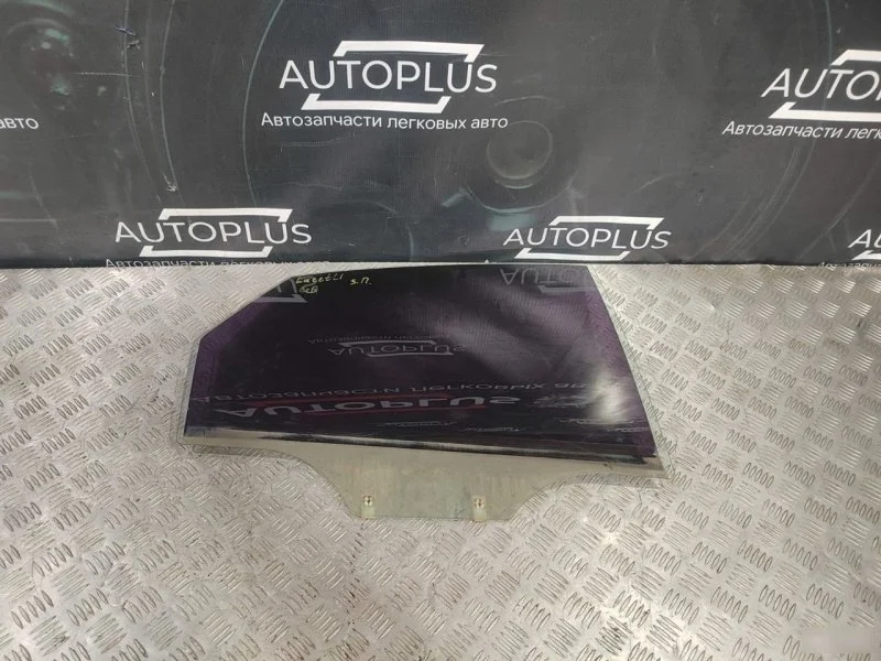 Стекло Chevrolet Lacetti 96548187 1.4, заднее правое