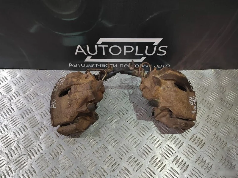 Суппорта Audi A6 1997-2005 8E0615124A C5 2.4L, передняя левая