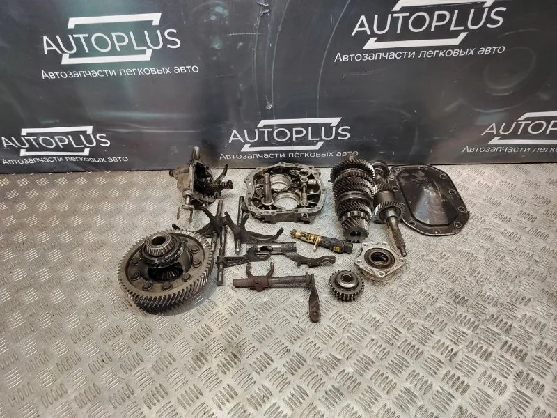 Запчасти для МКПП Chevrolet Aveo 96813263 T250 F14D4