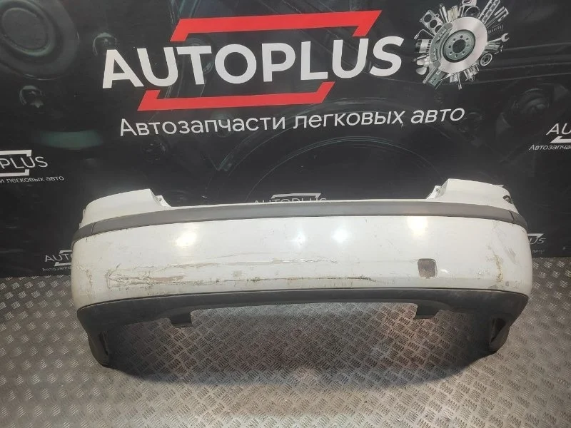 Бампер Ford Focus 2007 1360482 СЕДАН 1.8 QQDB, задний