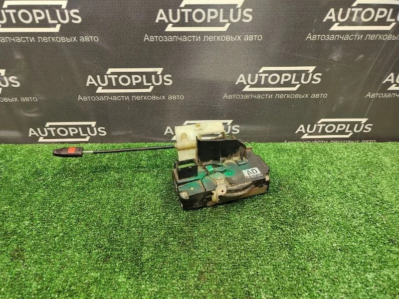 Замок двери Opel Vectra B 1998 90507060 УНИВЕРСАЛ 1.6 X16XEL, передний правый