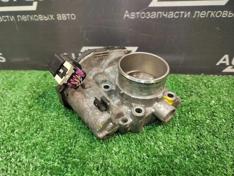 Дроссельная заслонка Opel Corsa D 2006-2011 55562270 A12XER