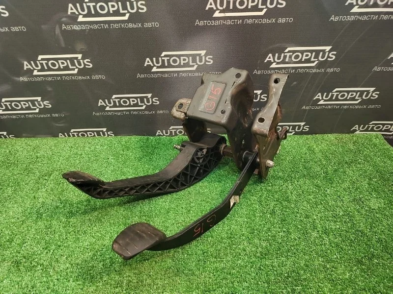 Блок педалей Nissan Almera 2016 4651000Q1A G15 K4M 848