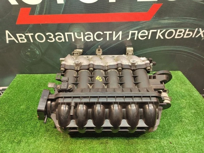 Впускной коллектор Mitsubishi Outlander 2015 1542A098 3.0 6B31