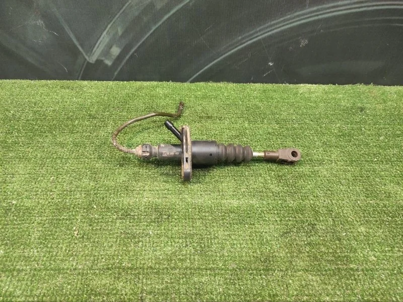 Главный цилиндр сцепления Opel Vectra B 1995-2002 90522656 1.6 X16XEL