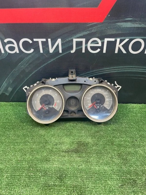 Панель приборов Renault Megane 2 2002-2009 8200408781