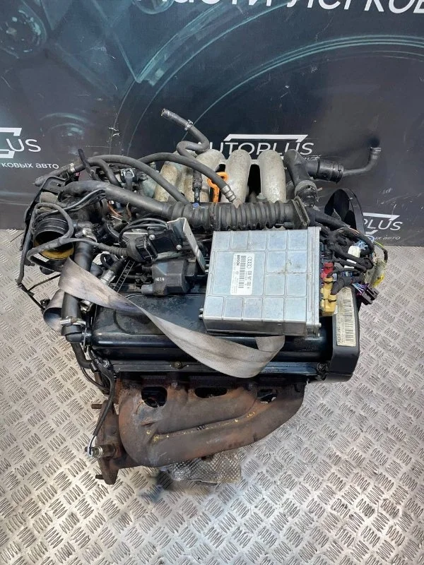 Двигатель Audi A4 1994-2001 050103021 B5 ADP
