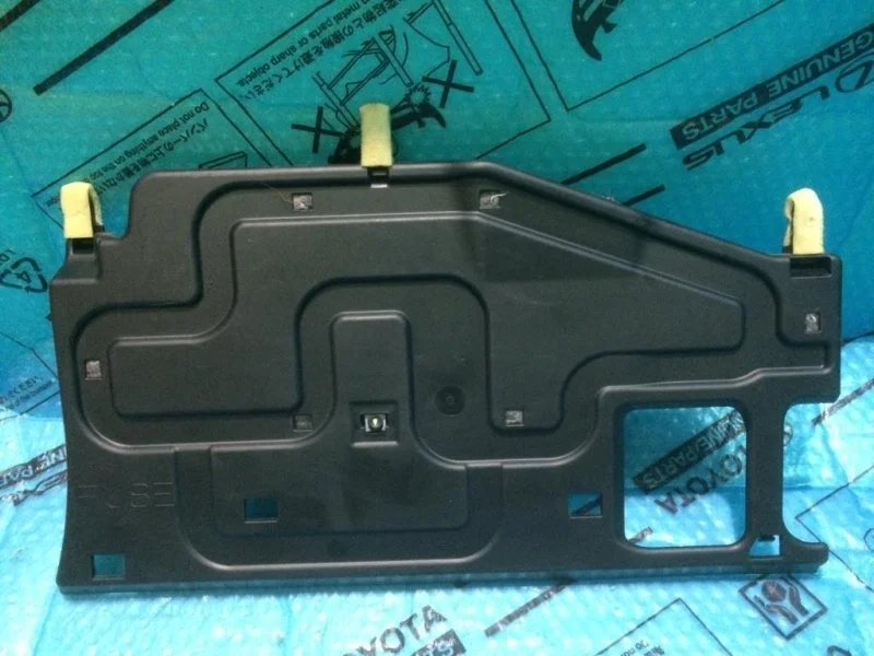 Накладка приборной панели Toyota Land Cruiser 200 2016 5560760111 4.5