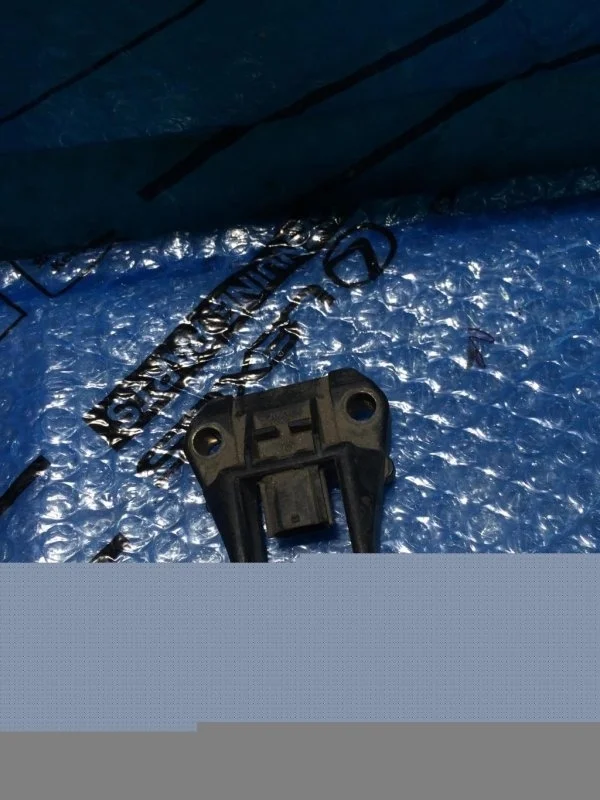 Датчик AIR BAG Toyota Rav4 2000-2005 8917345050